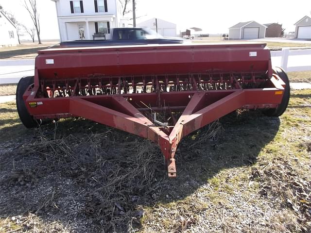 Image of International Harvester 5100 equipment image 1