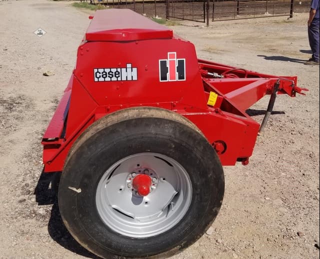Image of International Harvester 5100 equipment image 2
