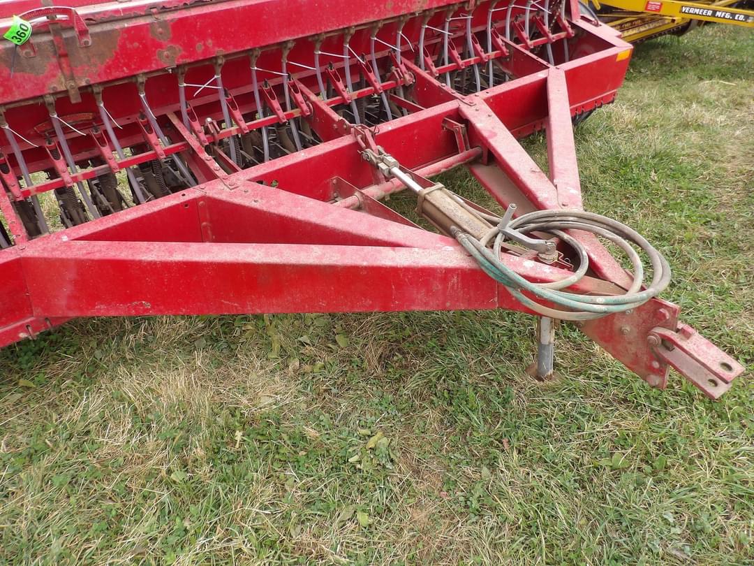 Image of International Harvester 5100 Image 1