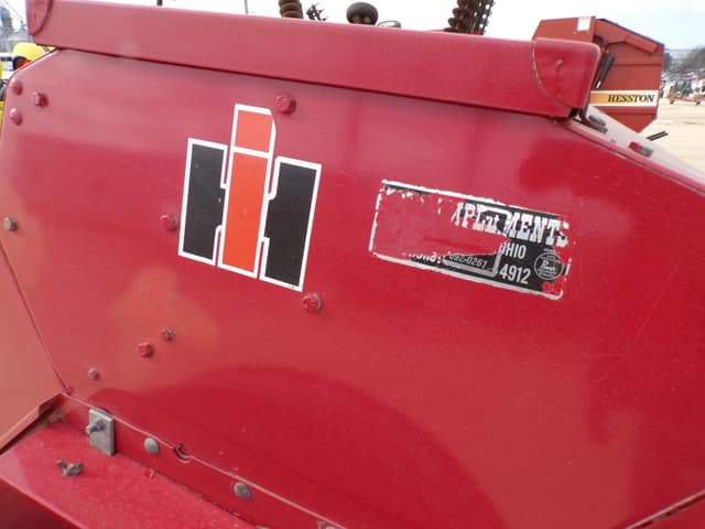 Image of International Harvester 5100 equipment image 4