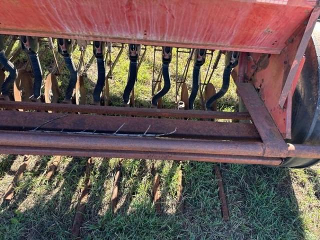 Image of International Harvester 5100 equipment image 4