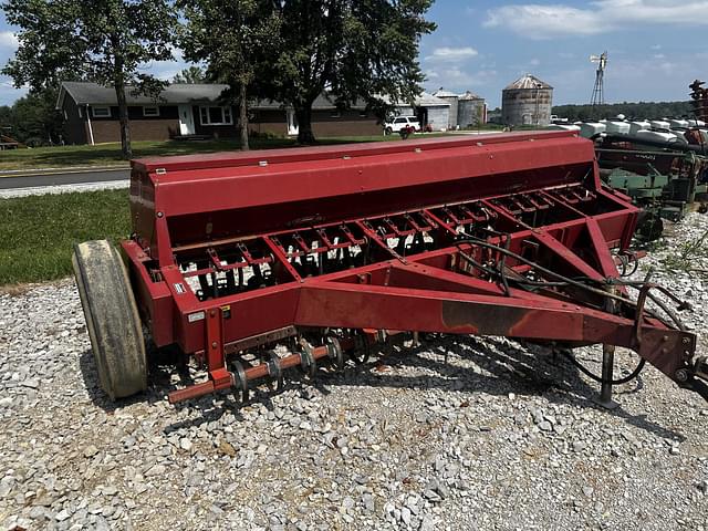 Image of International Harvester 5100 equipment image 2