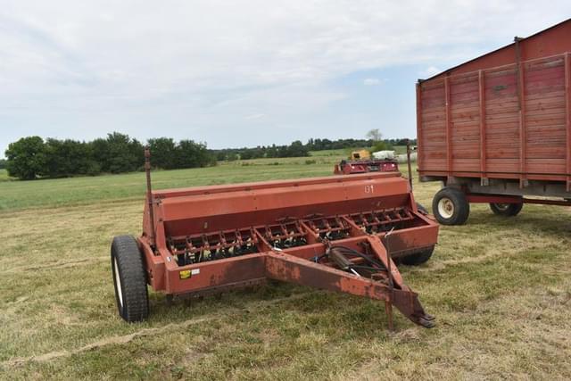 Image of International Harvester 5100 equipment image 2