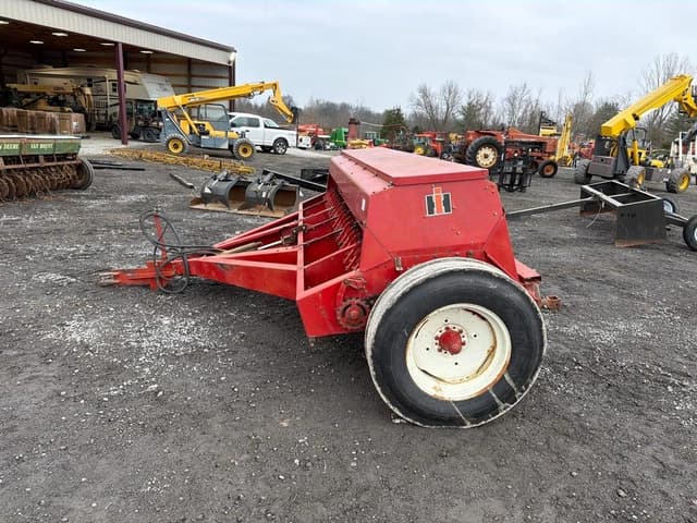 Image of International Harvester 5100 equipment image 2