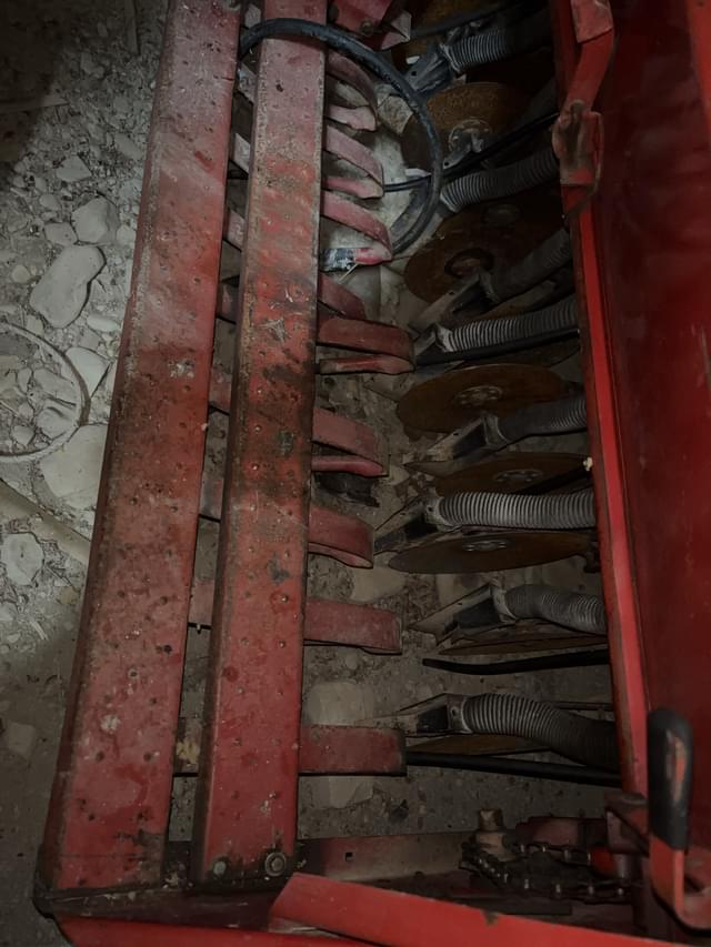 Image of International Harvester 5100 equipment image 2