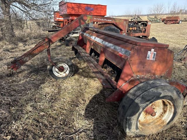 Image of International Harvester 5100 equipment image 2