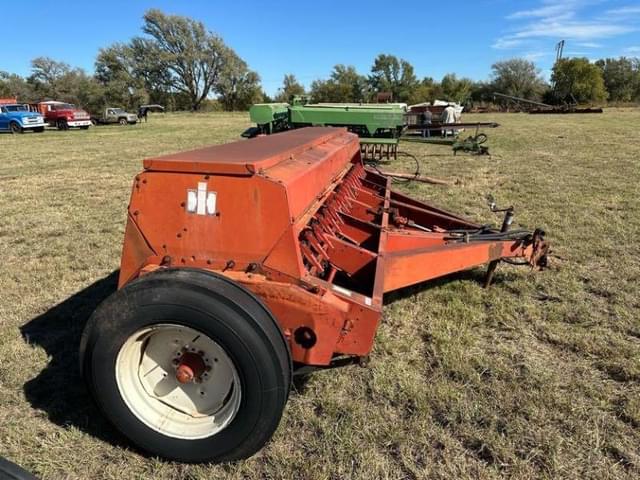 Image of International Harvester 5100 equipment image 3