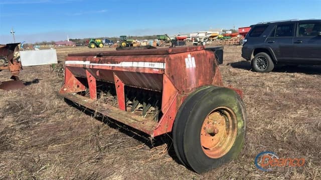 Image of International Harvester 5100 equipment image 4