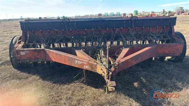 Image of International Harvester 5100 equipment image 1