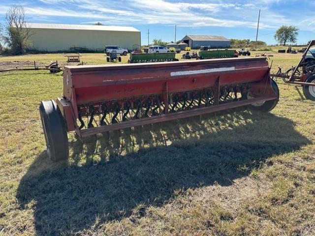 Image of International Harvester 5100 equipment image 4