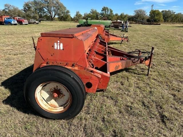 Image of International Harvester 5100 equipment image 2