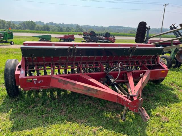 Image of International Harvester 5100 equipment image 1