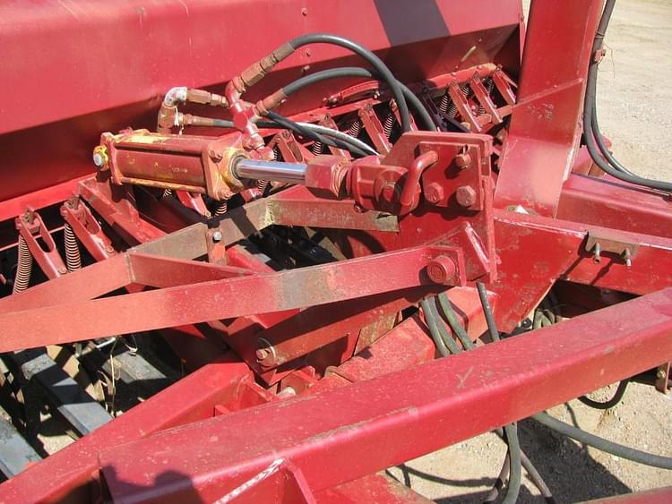 Main image International Harvester 5100 3