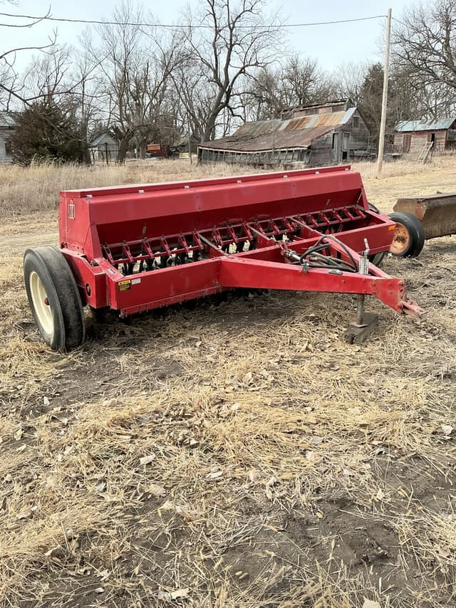 Image of International Harvester 5100 equipment image 1