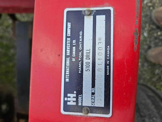 Image of International Harvester 5100 equipment image 4