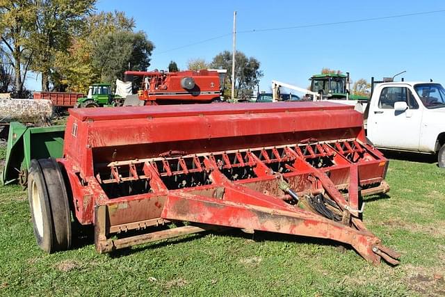 Image of International Harvester 5100 equipment image 2