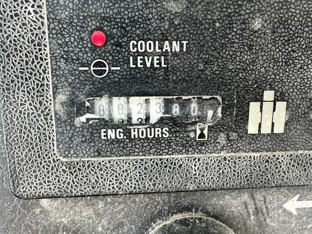 Image of International Harvester 5288 equipment image 4