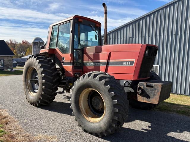 Image of International Harvester 5288 equipment image 2