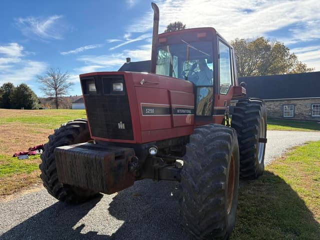 Image of International Harvester 5288 equipment image 4