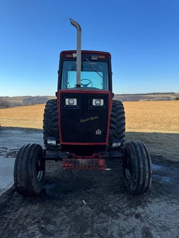 Image of International Harvester 5288 equipment image 2