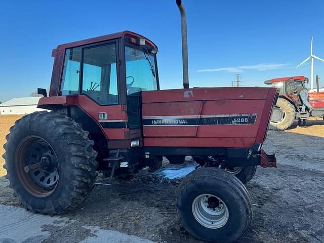 Image of International Harvester 5288 equipment image 4