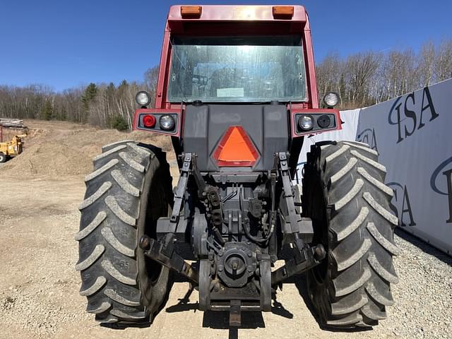 Image of International Harvester 5288 equipment image 3
