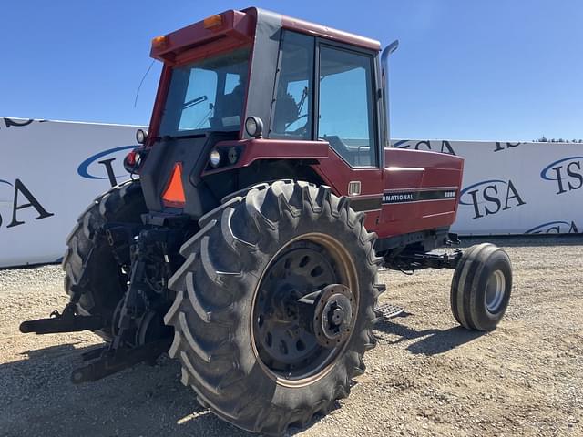 Image of International Harvester 5288 equipment image 4
