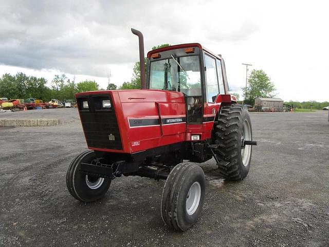 Image of International Harvester 5288 equipment image 1