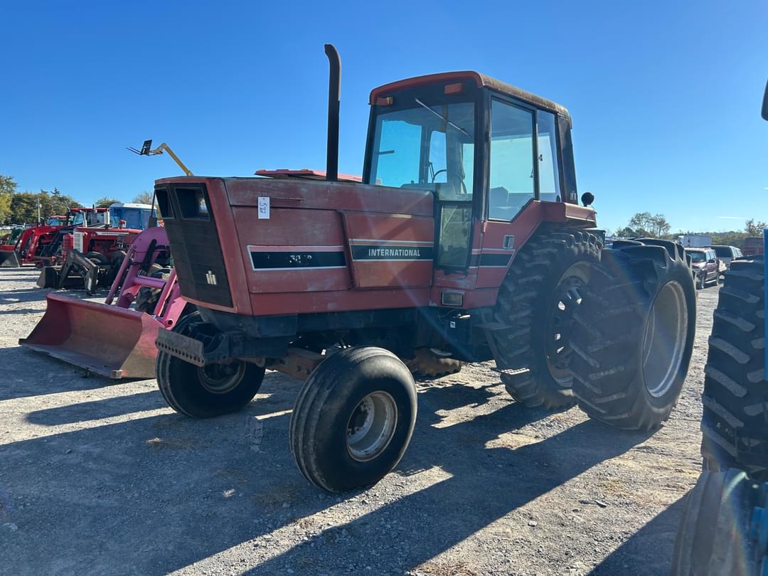 Image of International Harvester 5288 Primary image
