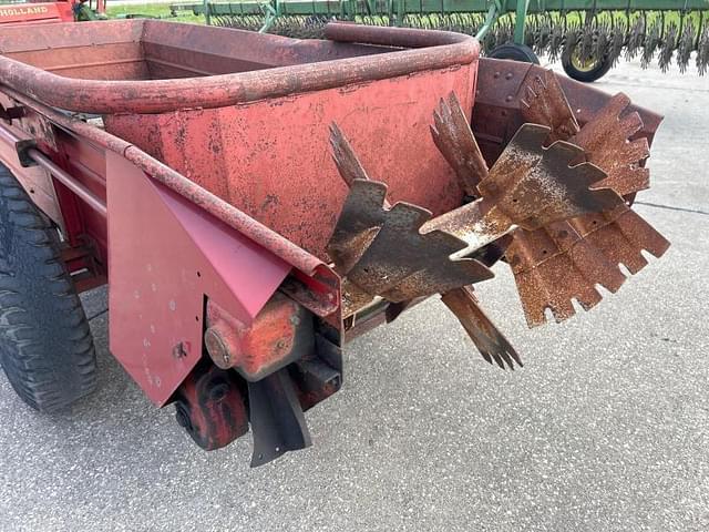 Image of International Harvester 530 equipment image 4