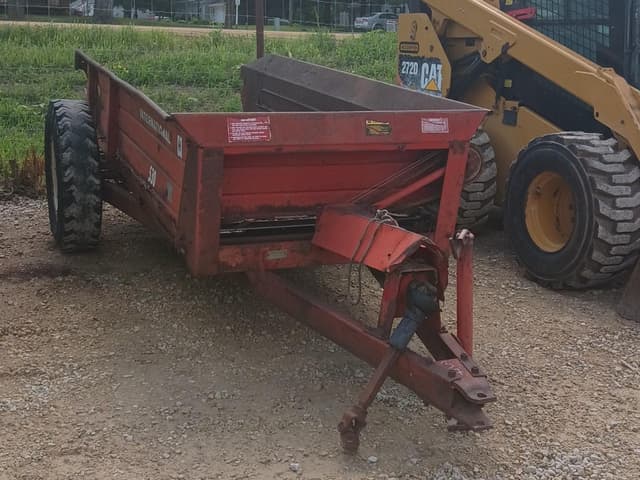Image of International Harvester 530 equipment image 1