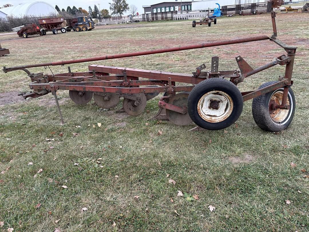 Image of International Harvester 540 Primary image