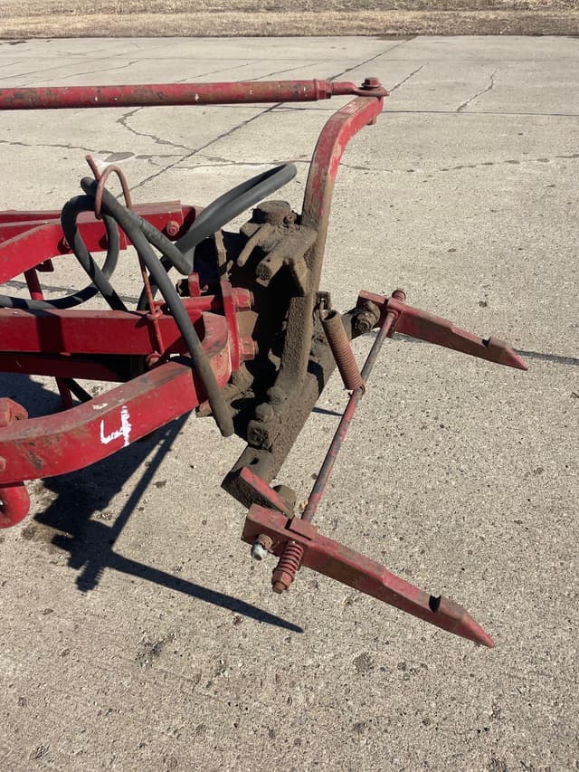 Image of International Harvester 540 equipment image 3