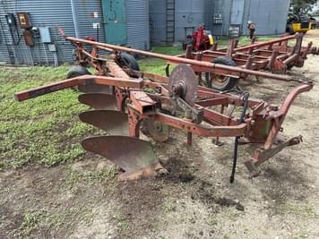 Main image International Harvester 540