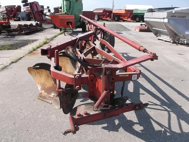 Image of International Harvester 540 equipment image 1