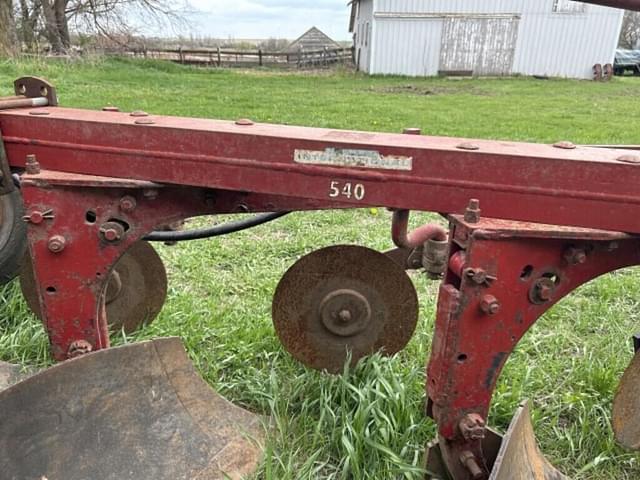 Image of International Harvester 540 equipment image 2