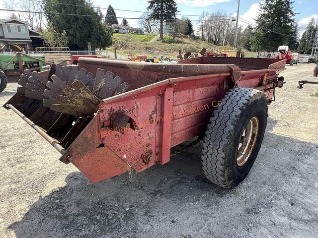Image of International Harvester 540 equipment image 4