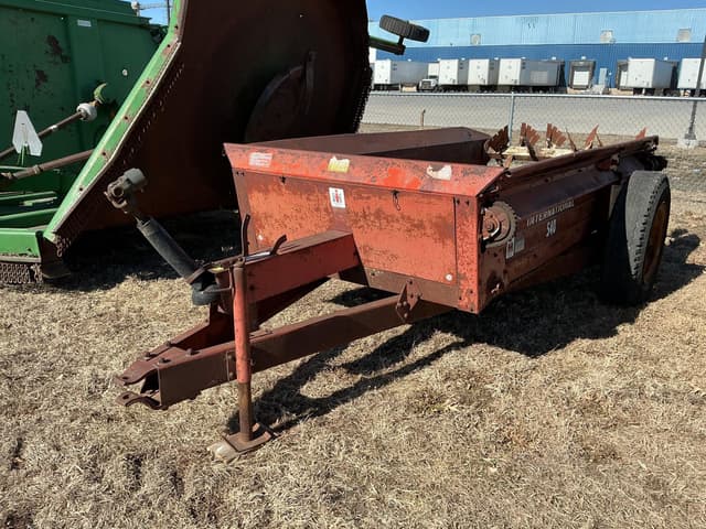 Image of International Harvester 540 equipment image 1