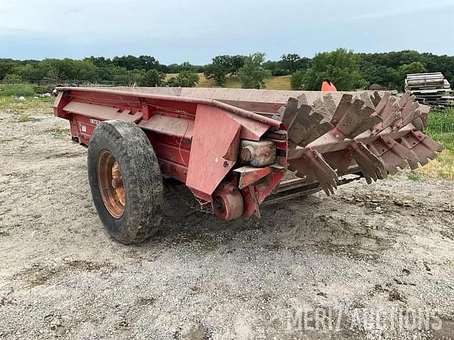 Image of International Harvester 540 equipment image 2