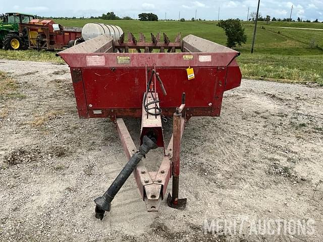 Image of International Harvester 540 equipment image 4