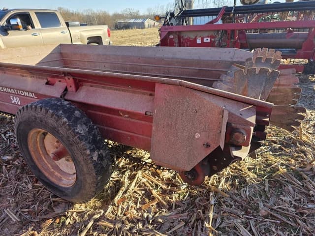 Image of International Harvester 540 equipment image 2