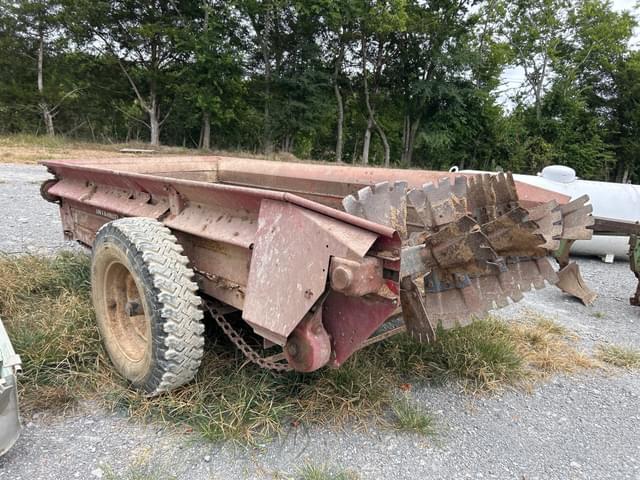 Image of International Harvester 540 equipment image 4