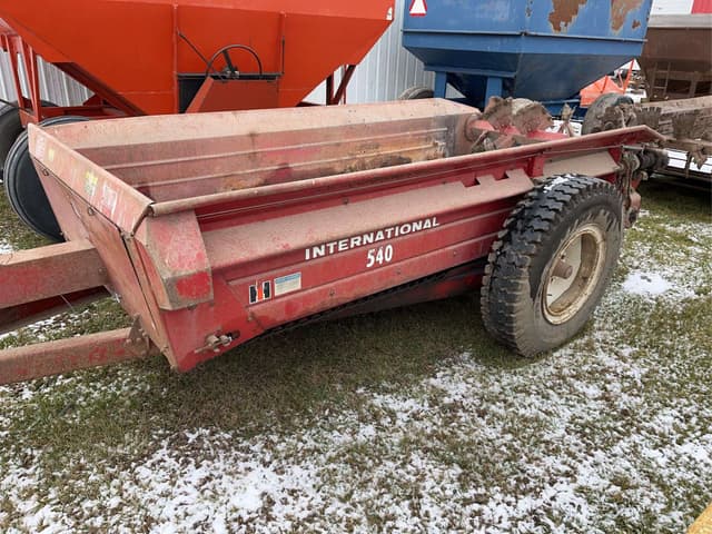 Image of International Harvester 540 equipment image 2