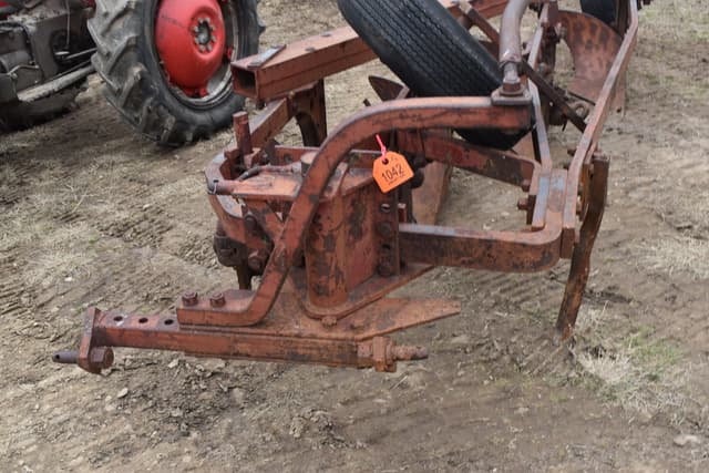 Image of International Harvester 540 equipment image 3