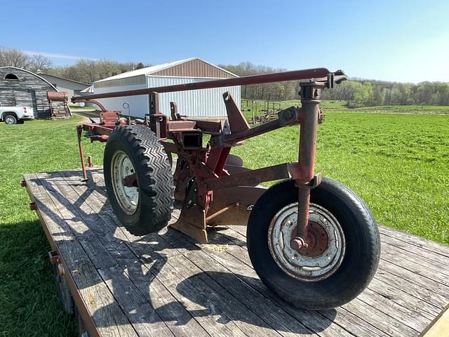 Image of International Harvester 540 equipment image 2