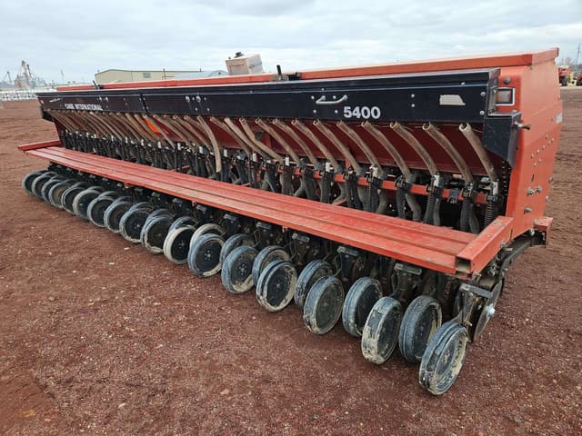 Image of International Harvester 5400 equipment image 1