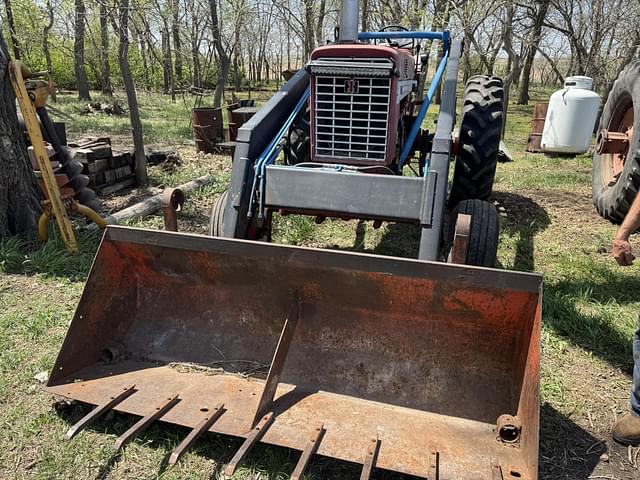 Image of International Harvester 544 equipment image 2
