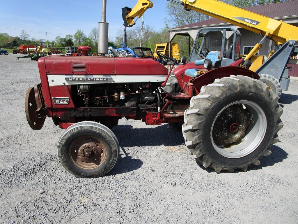 Main image International Harvester 544