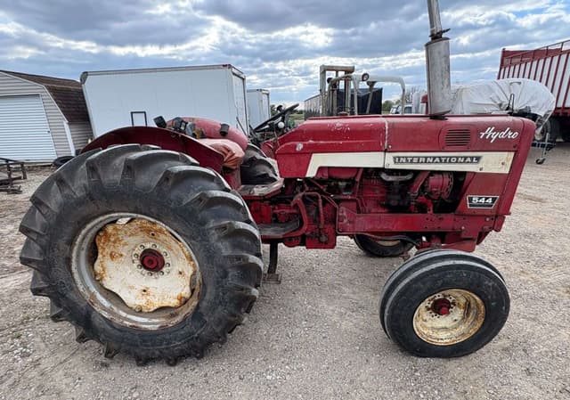 Image of International Harvester 544 equipment image 1