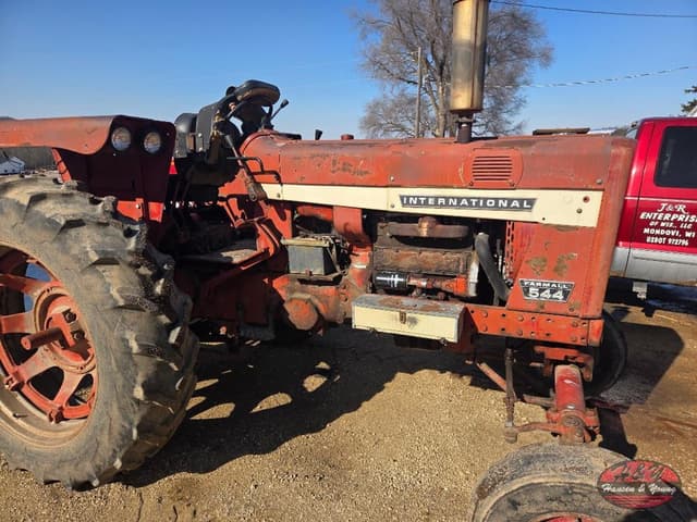 Image of International Harvester 544 equipment image 1